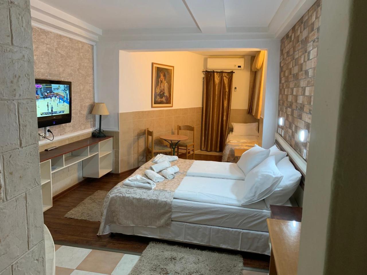 Alaska Inn Hotel Метула Экстерьер фото