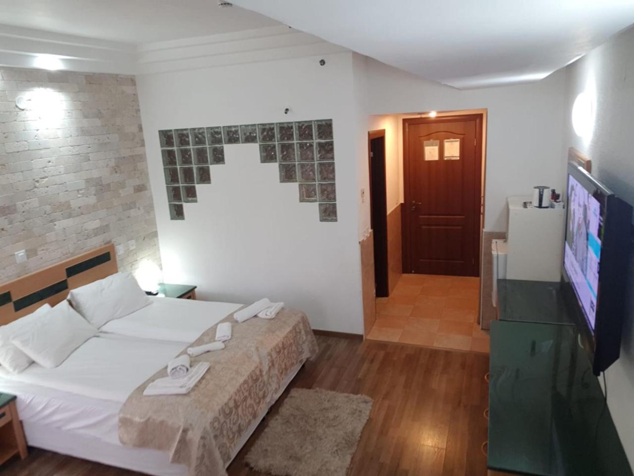 Alaska Inn Hotel Метула Экстерьер фото