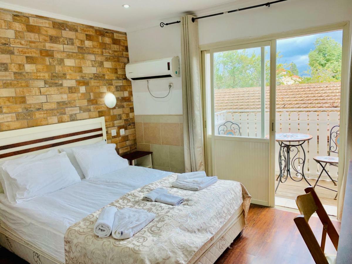 Alaska Inn Hotel Метула Экстерьер фото